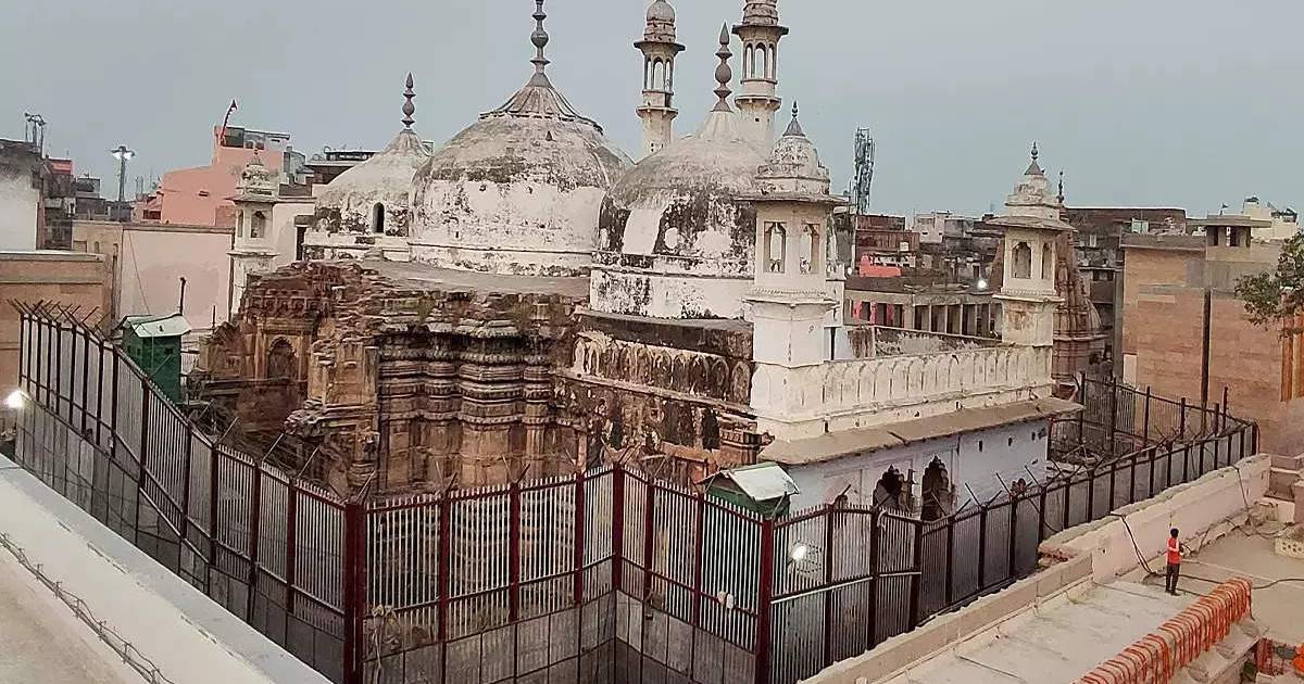 Gyanvapi mosque-Kashi Vishvanath temple: Application in SC for cleaning of 'wazukhana'